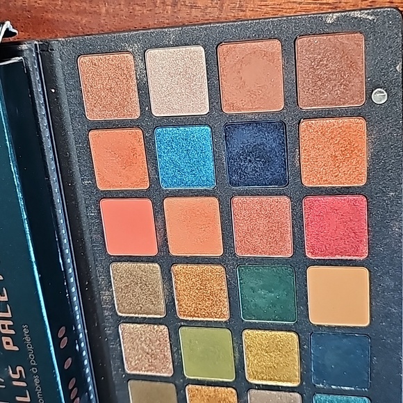 Natasha denona - Picture 4 of 4